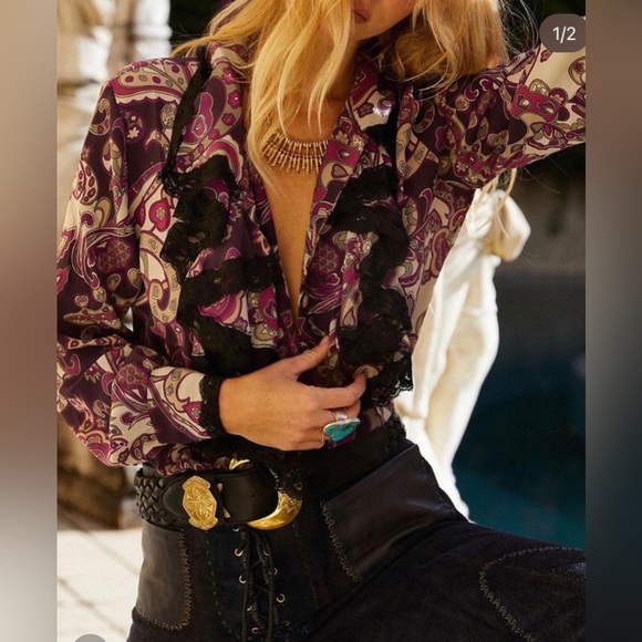 Busy Being Fabulous Silk Blouse - Picture 2 of 5